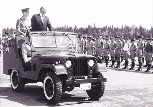 CFR 32210 CFB Gagetown with Lt. Gov. W.S. Bird and 560 Army Cadet Corp Moncton.jpg