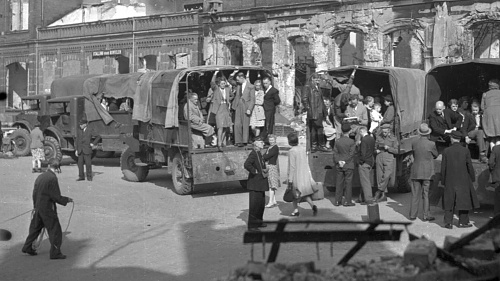 Arnhem trucks Monkey sept45 .jpg