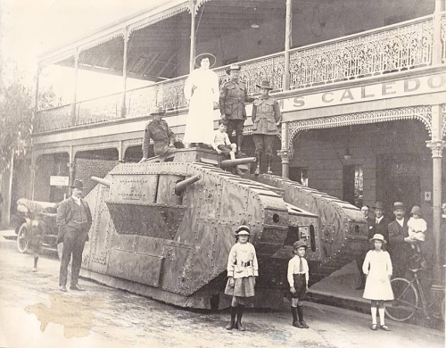 Tank Tamworth WW1.jpg