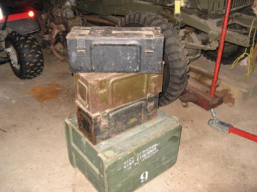 25 pdr boxes_1.jpg