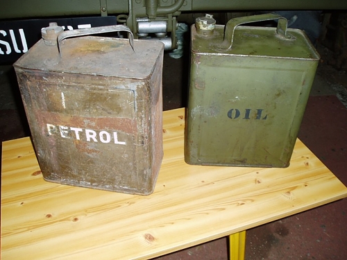 oil can 1.jpg