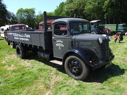 Austin K4 Dropside lorry.jpg