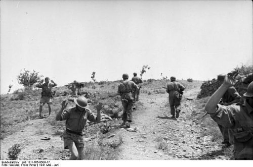 Click image for larger version

Name:	Bundesarchiv_1Bild_101I-166-0509-17%2C_Kreta%2C_Gefangennahme_britischer_Soldaten.jpg
Views:	28
Size:	40.7 KB
ID:	40759