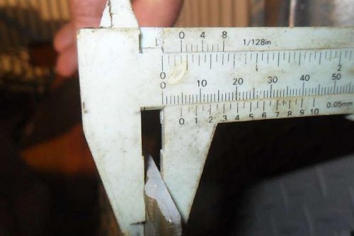 Thickness of floor 002.jpg