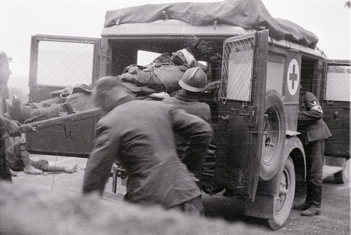 french in amblance 1940 (2018_03_11 12_44_54 UTC).jpg