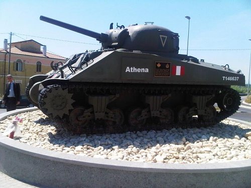 Canadian Tank at Ortona.jpg