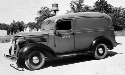 1937 GMC half ton.jpg