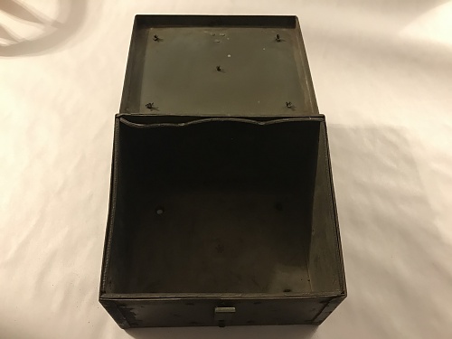 Bren loading tool box inner.jpg