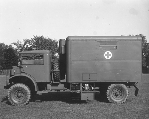 8443 Winterized ambulance 3-ton 13 cab 906a-271042.jpg