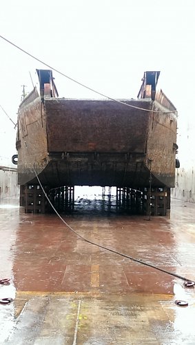 LCT-7074-being-loaded-8.jpg