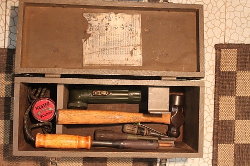 WS No. 52 Cdn, Box, Tools AM.JPG