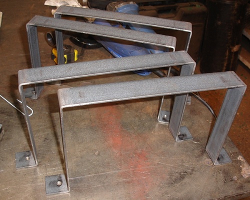 box 9 - mounting straps.jpg