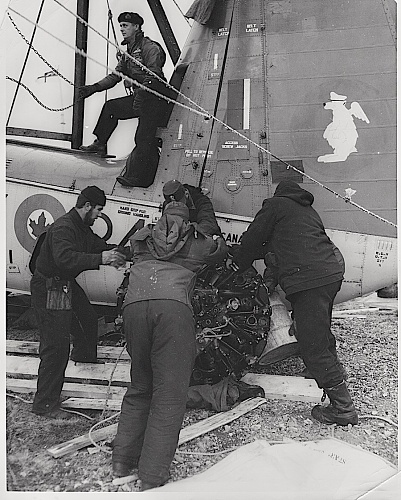 LZA  RCN 246 Engine change (1).jpg