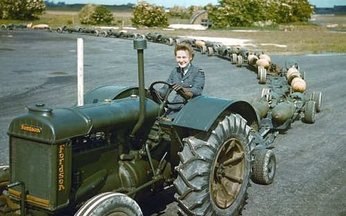 Fordson Tractor3.jpg