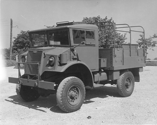 8444 Personnel lorry 1011-11643.jpg