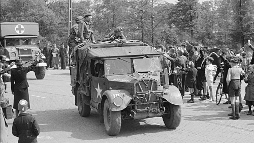 Utrecht Irene Fordson Chevrolet ambulance.jpg