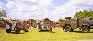 Tractor/Limber/Gun combo